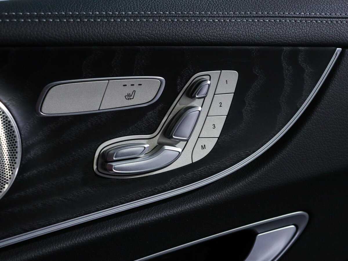 Mercedes-Benz E-Класс 200, 2020 Фото №17
