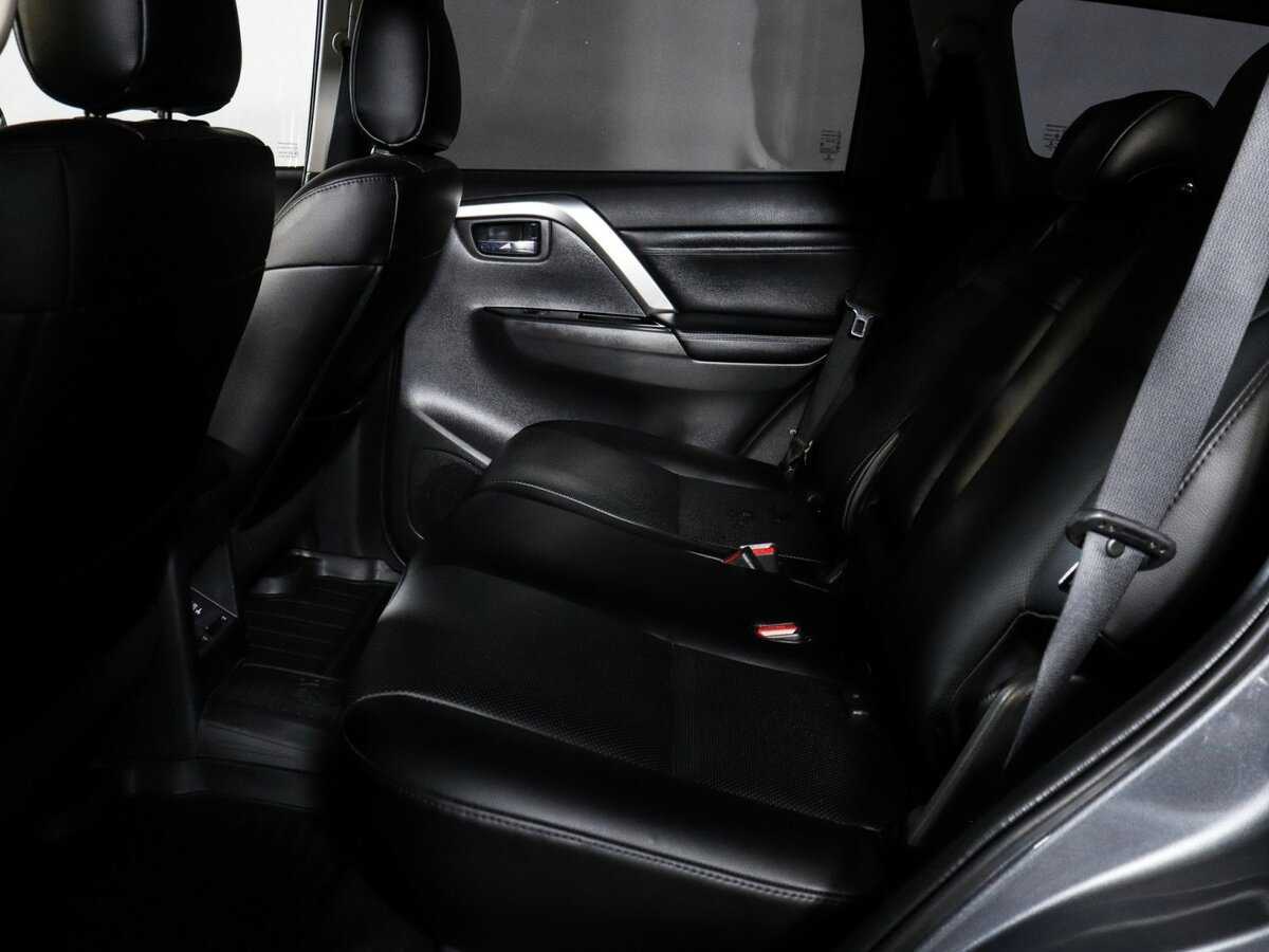 Mitsubishi Pajero Sport, 2021 Фото №10