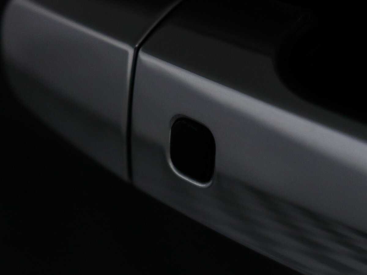 Mitsubishi Pajero Sport, 2021 Фото №16