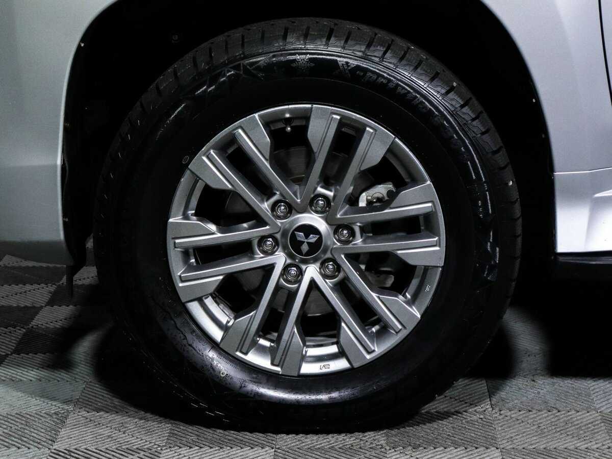 Mitsubishi Pajero Sport, 2021 Фото №12