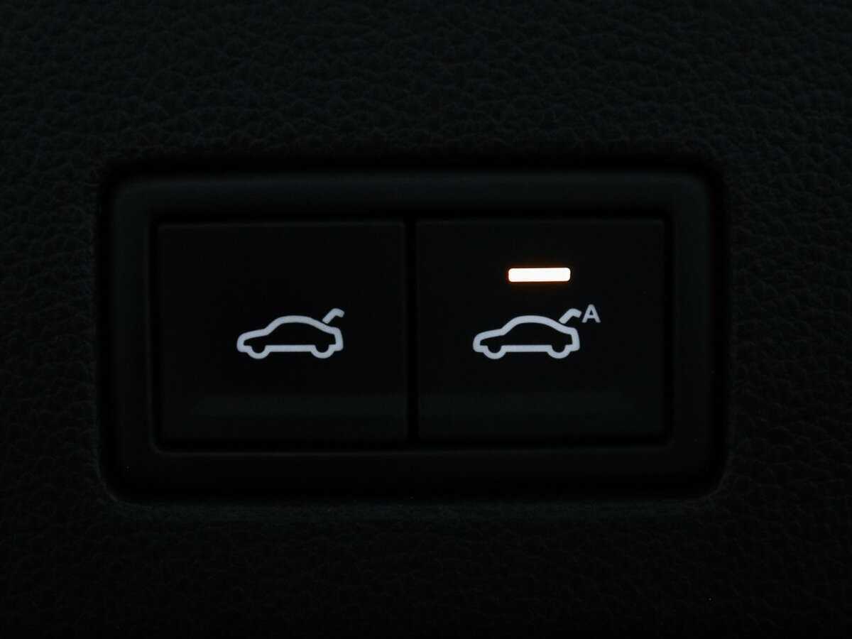 Volkswagen Touareg, 2018 Фото №19