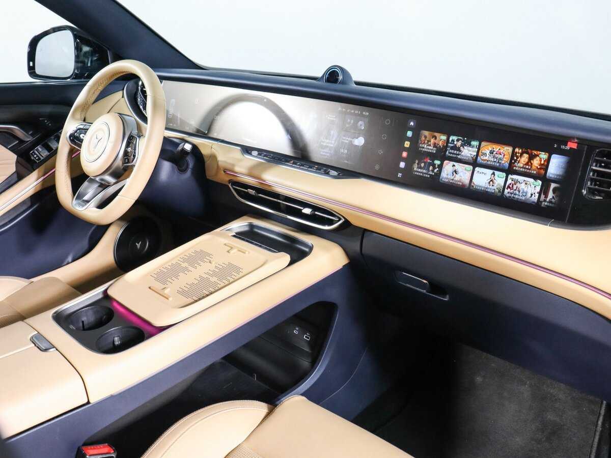 Voyah Free, 2023 - 38 200 км. | Фото №4