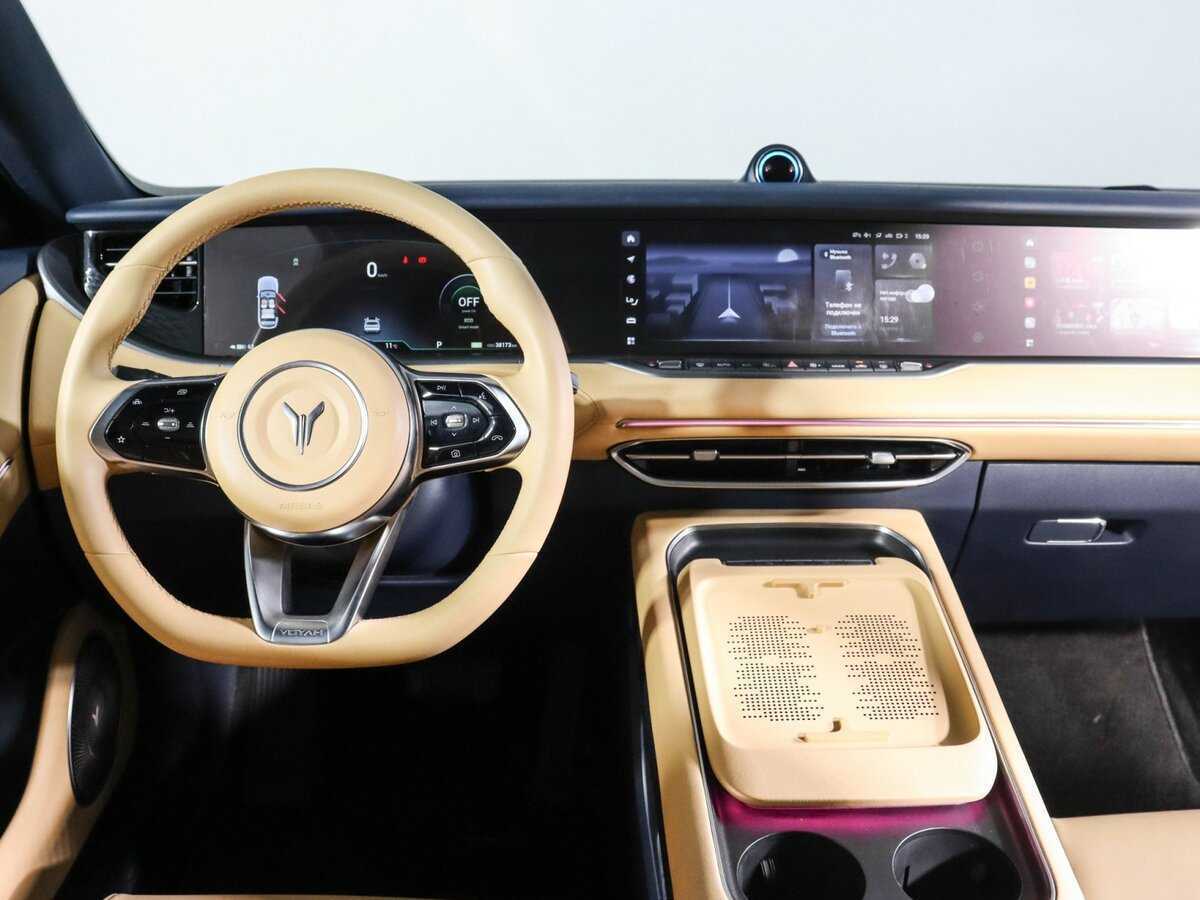 Voyah Free, 2023 - 38 200 км. | Фото №7