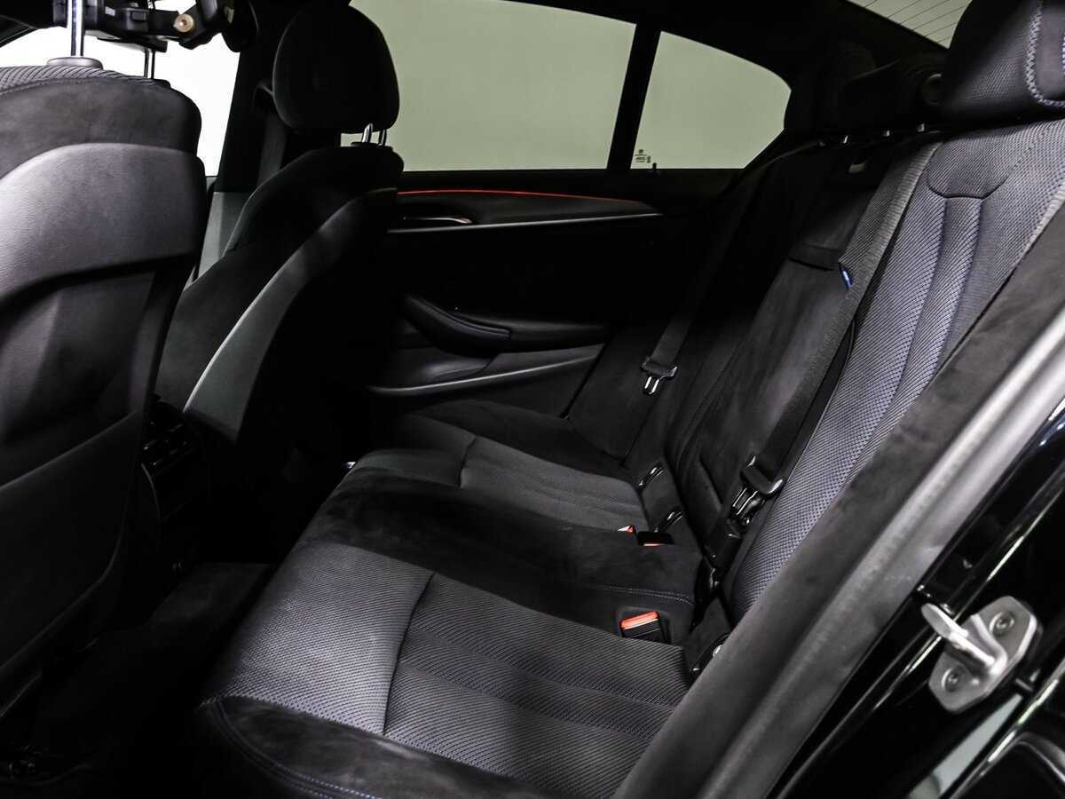 BMW 5 серии 530i xDrive, 2017 Фото №13