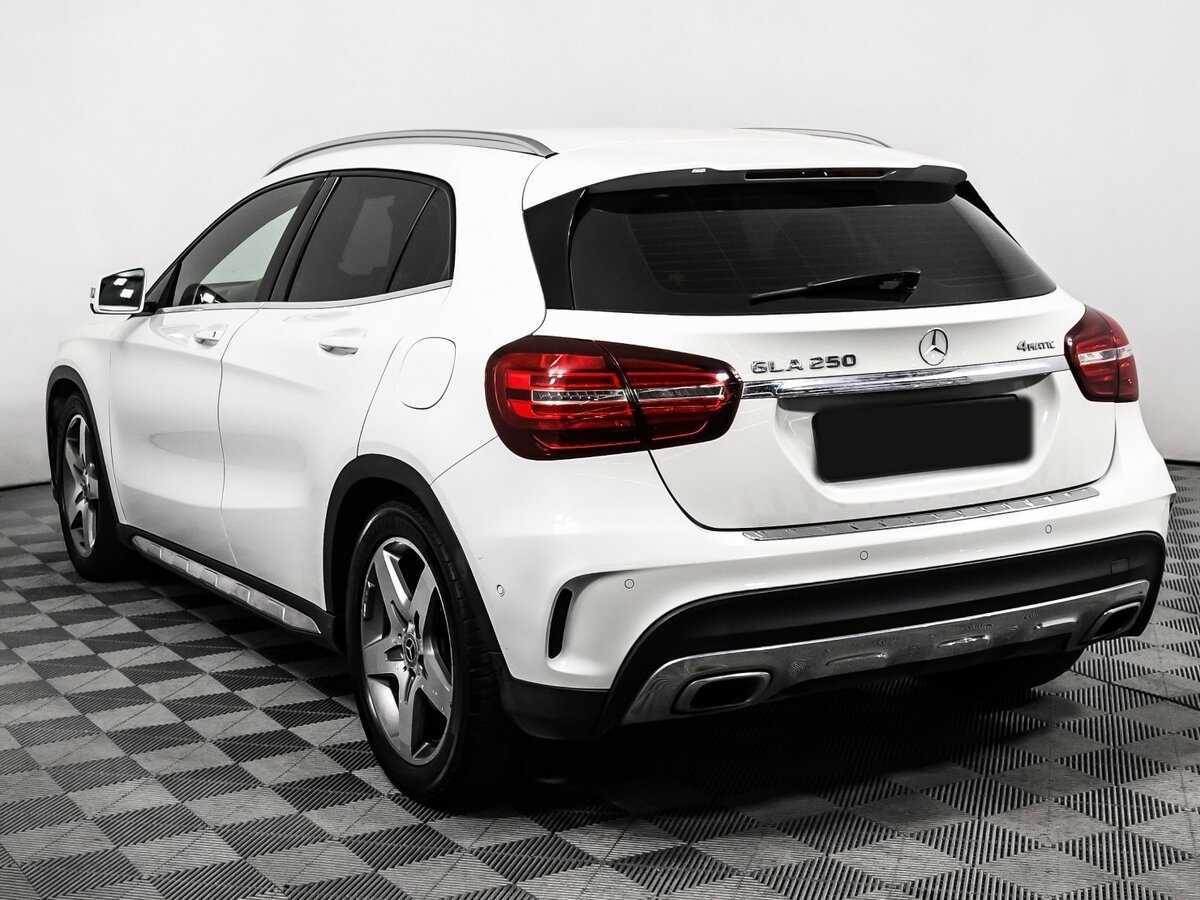 Mercedes-Benz GLA 250, 2017 Фото №13