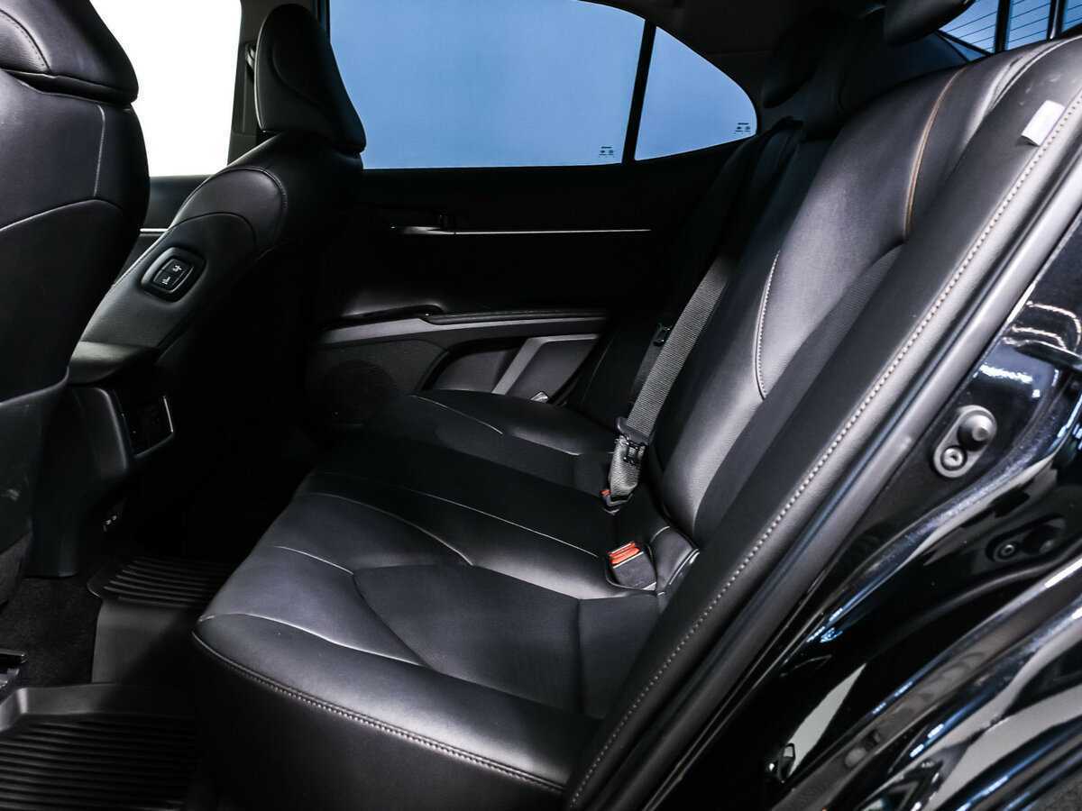 Toyota Camry, 2023 Фото №12