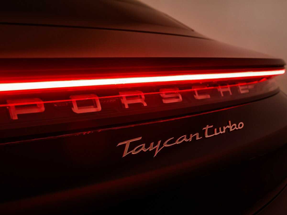 Porsche Taycan Turbo, 2020 Фото №20
