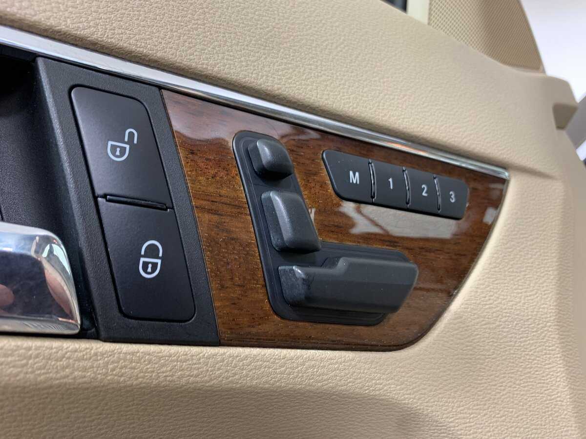 Mercedes-Benz E-Класс 200 7G-Tronic, 2012 Фото №18