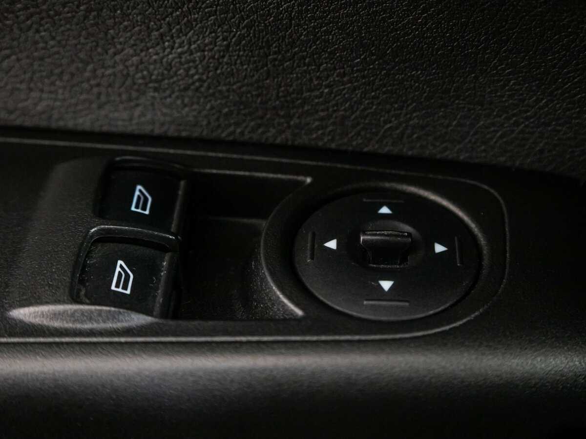 Ford Tourneo Courier, 2017 Фото №14