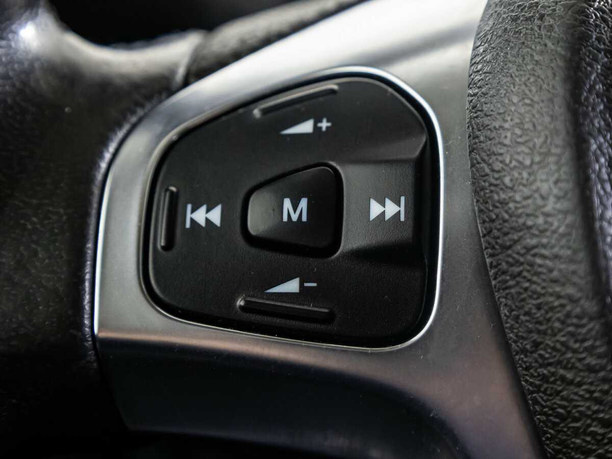 Ford Tourneo Courier, 2017 Фото №15