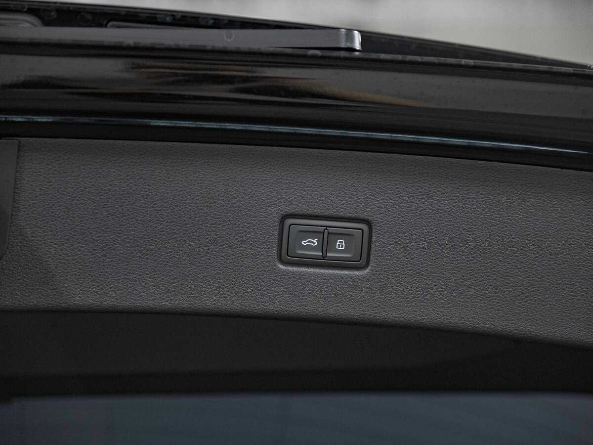 Audi Q8 50 TDI, 2023 Фото №27