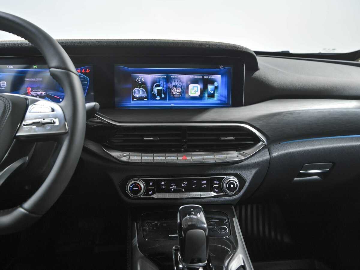 FAW Bestune T77, 2023 Фото №12