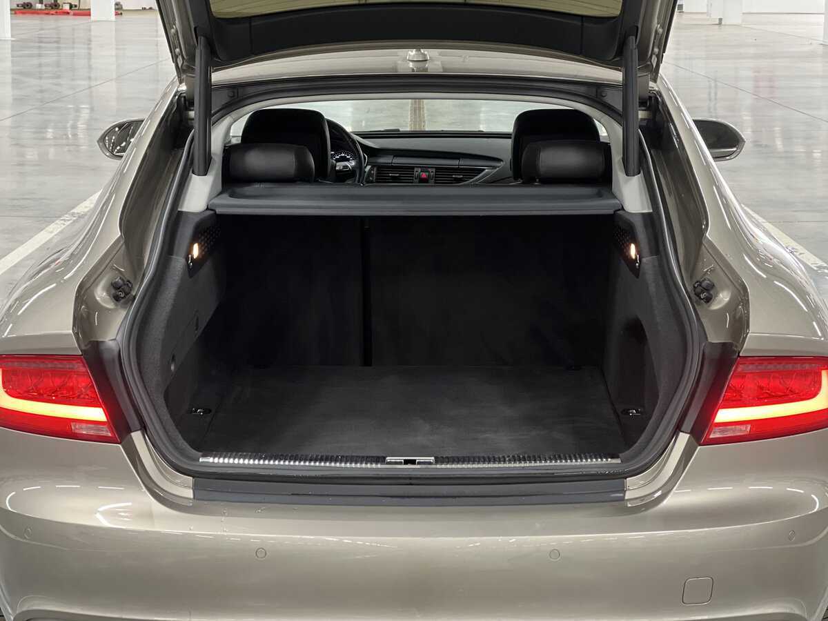 Audi A7, 2011 Фото №10