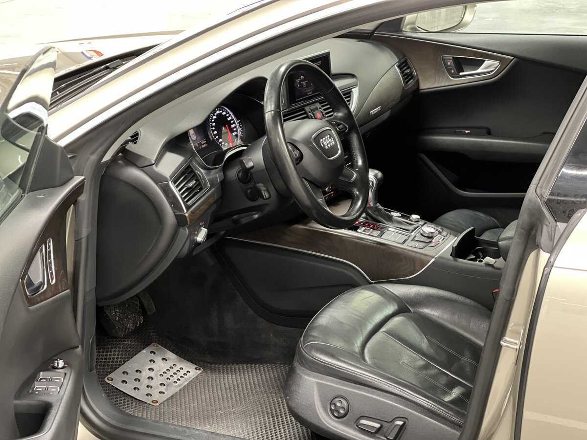Audi A7, 2011 Фото №16