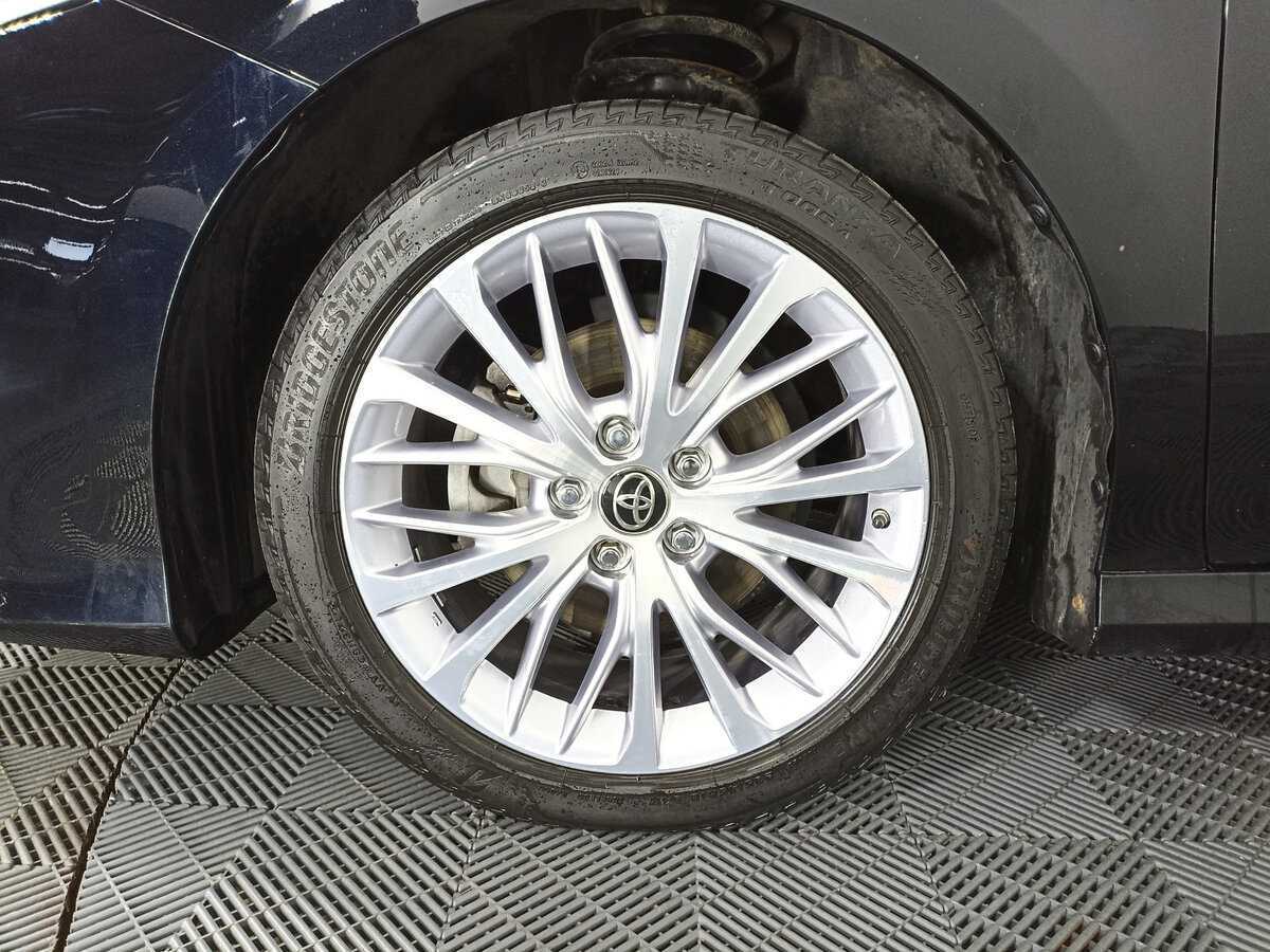 Toyota Camry, 2020 Фото №18