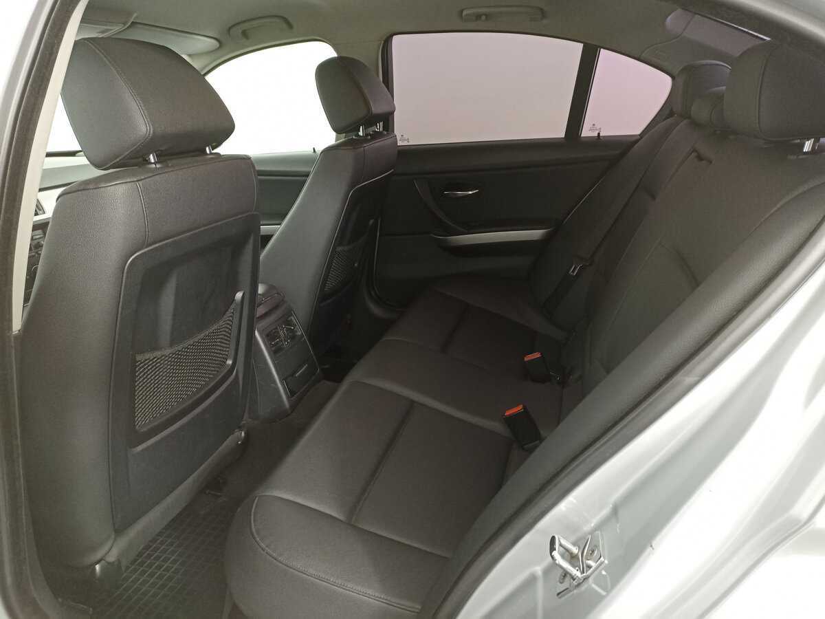 BMW 3 серии 325i, 2006 Фото №12