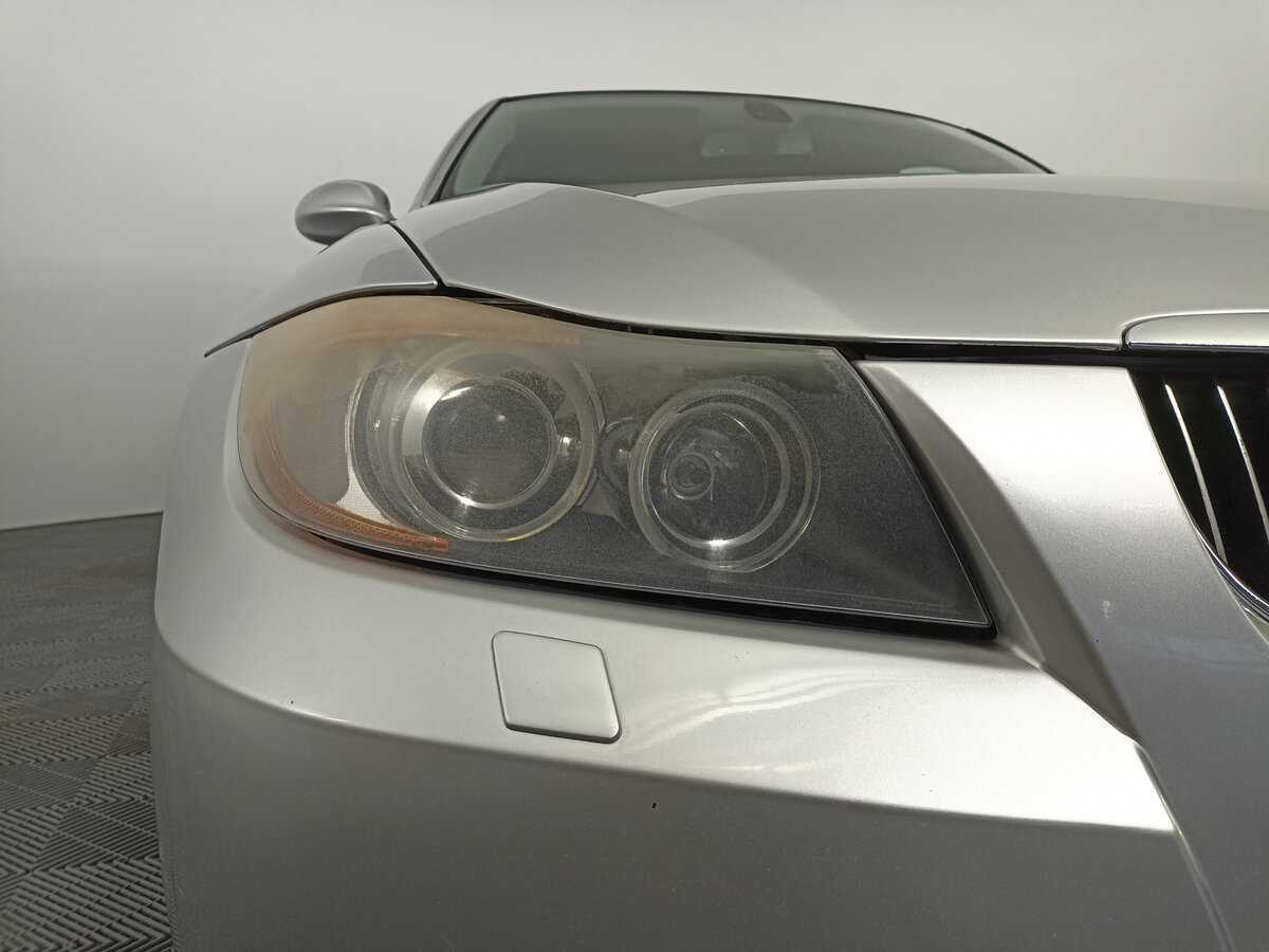 BMW 3 серии 325i, 2006 Фото №17