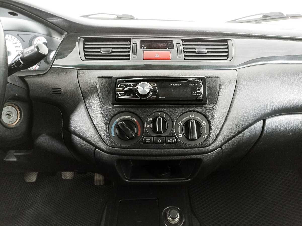 Mitsubishi Lancer Classic, 2009 Фото №15