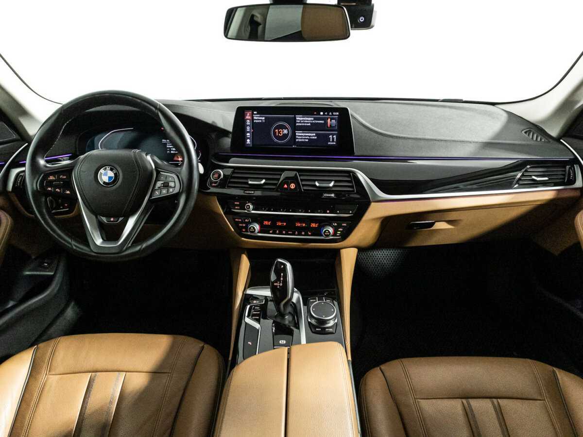 BMW 5 серии 520i, 2019 Фото №11