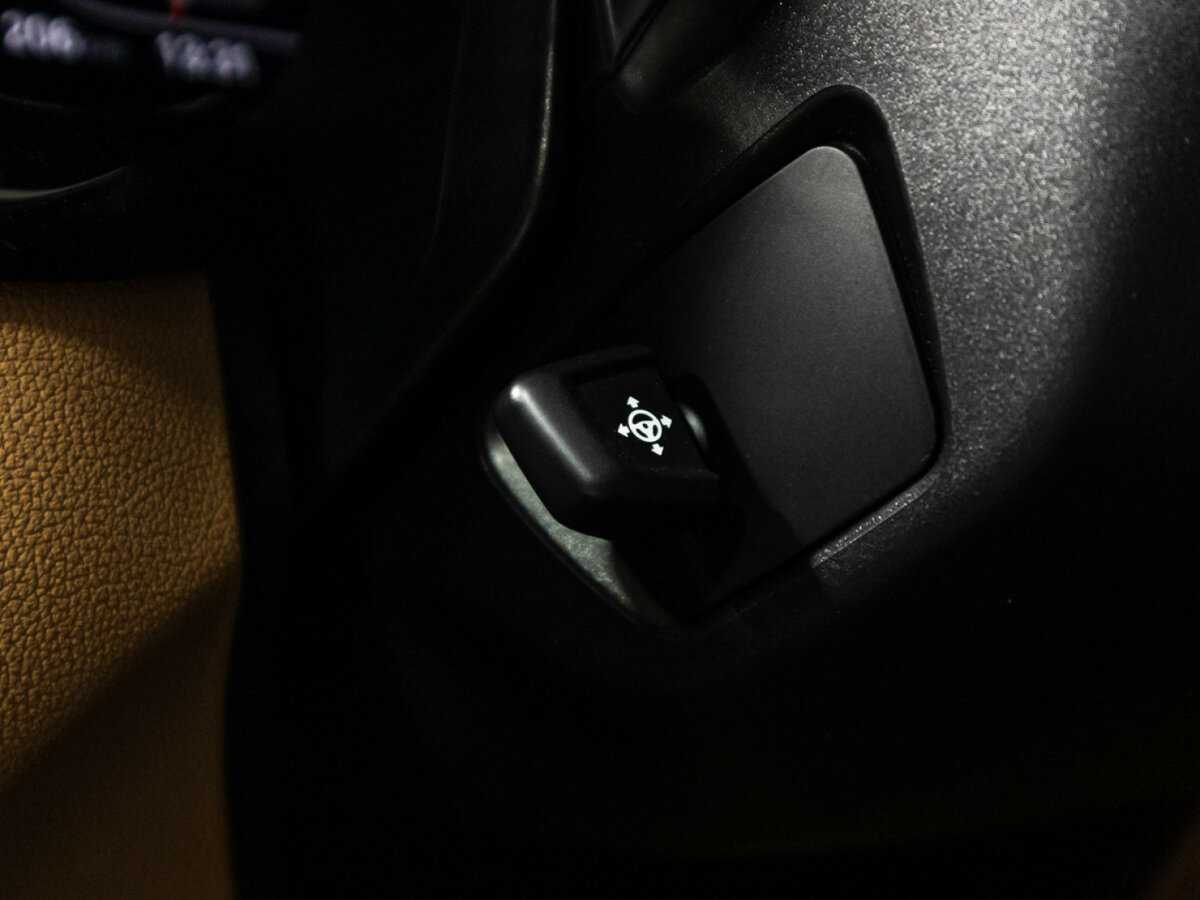 BMW 5 серии 520i, 2019 Фото №18