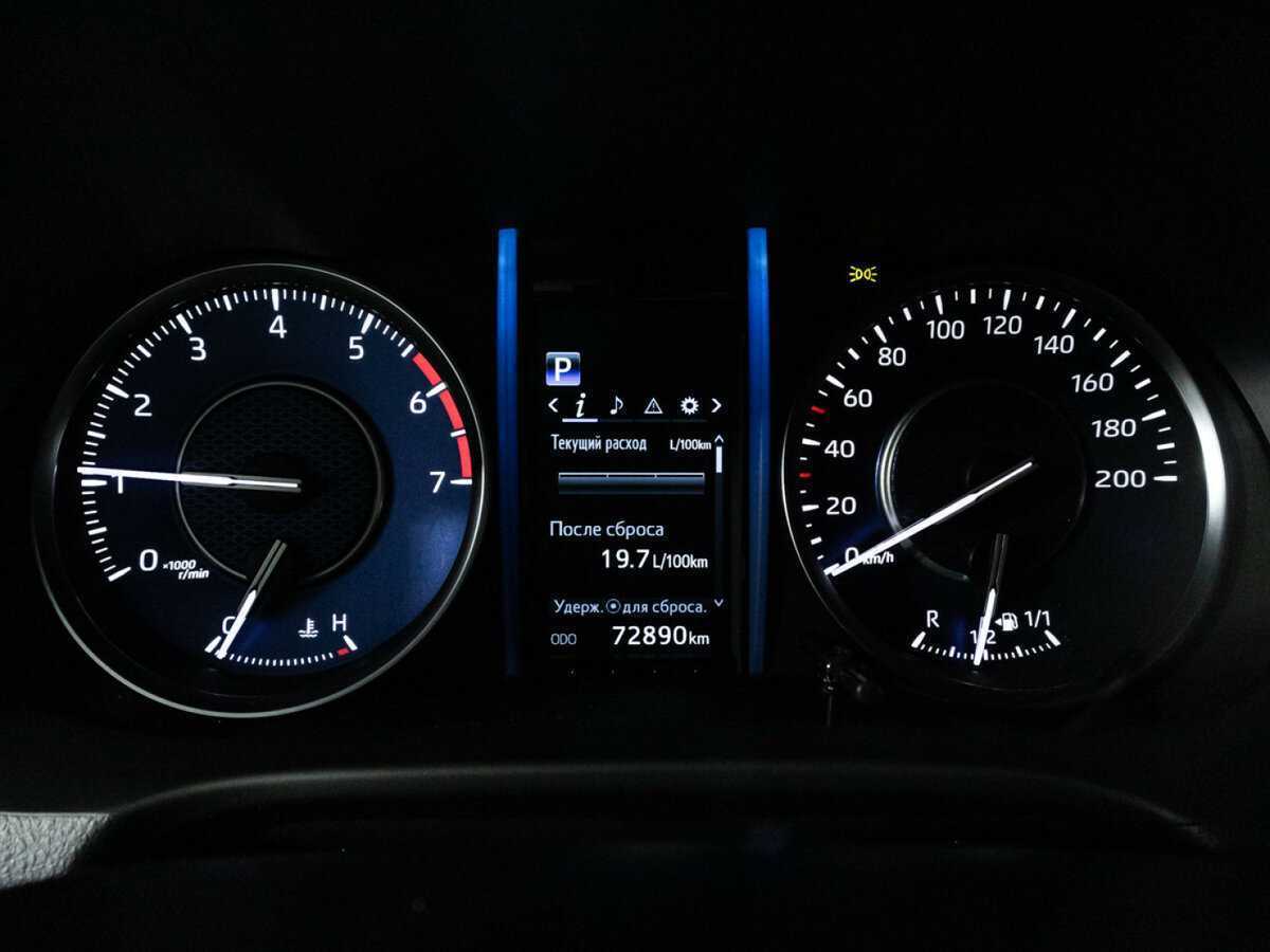 Toyota Fortuner, 2020 Фото №12