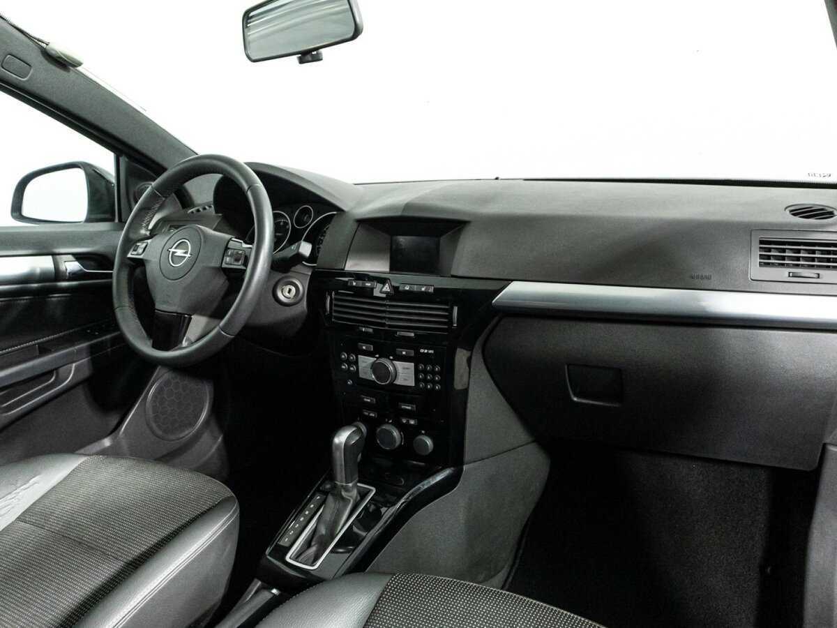 Opel Astra GTC, 2010 Фото №9