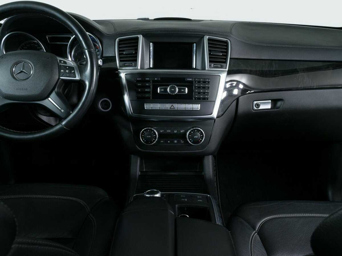 Mercedes-Benz GL-Класс 400, 2014 Фото №10