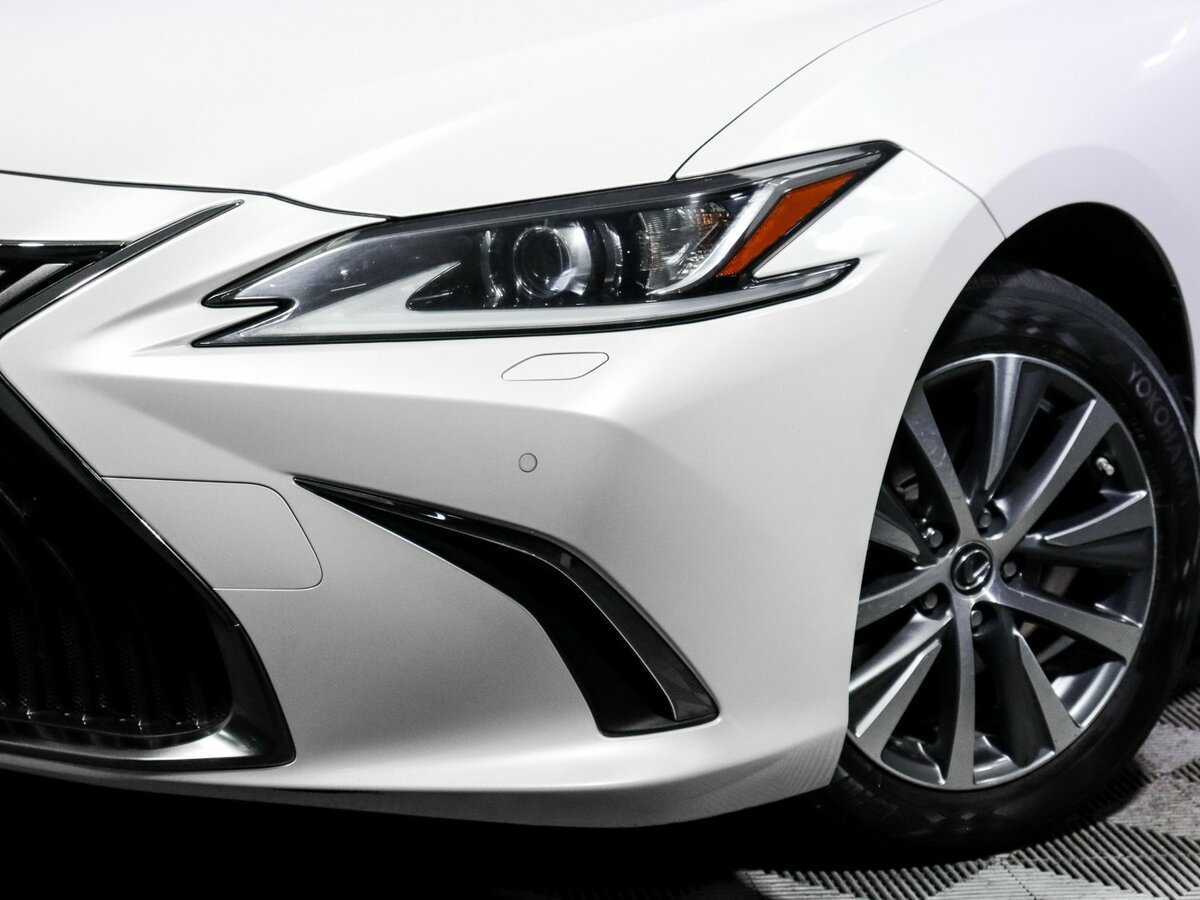 Lexus ES 250, 2019 Фото №13