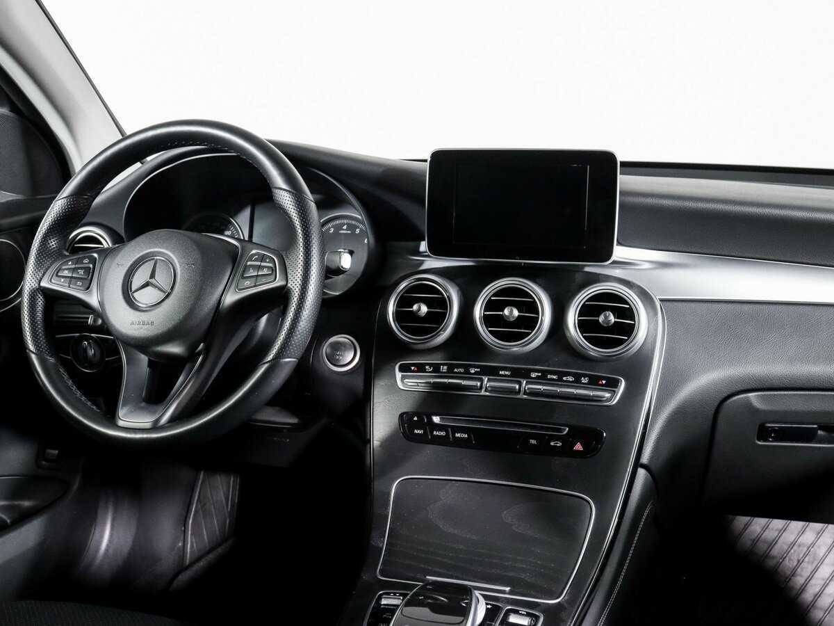 Mercedes-Benz GLC Coupe 250, 2018 Фото №9