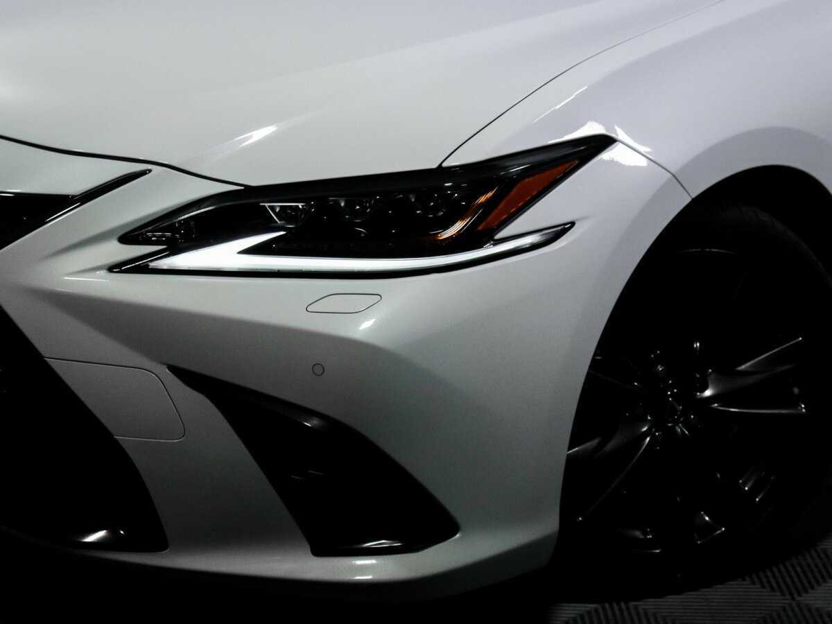 Lexus ES 350, 2018 Фото №13