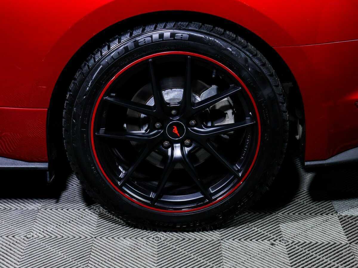 Ford Mustang, 2020 Фото №12