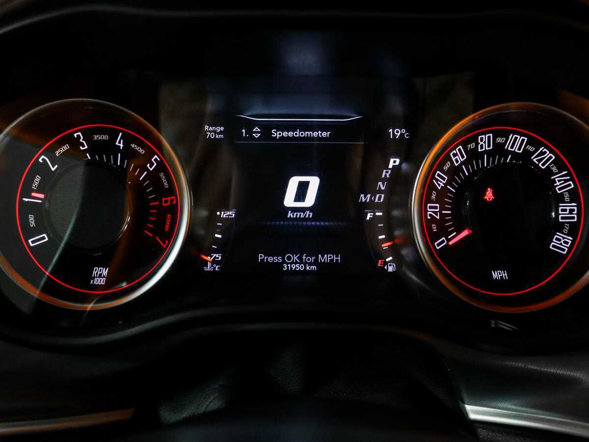 Dodge Challenger SRT, 2022 Фото №11