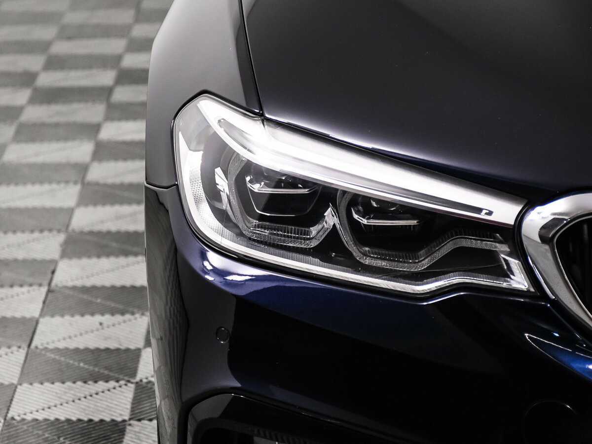 BMW 5 серии 520d xDrive, 2019 Фото №15