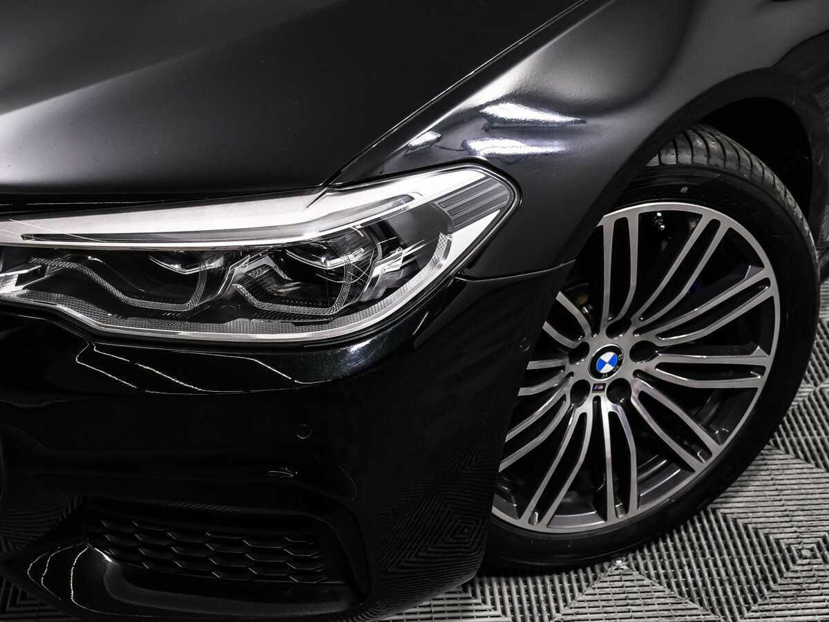 BMW 5 серии 530d xDrive, 2019 Фото №16