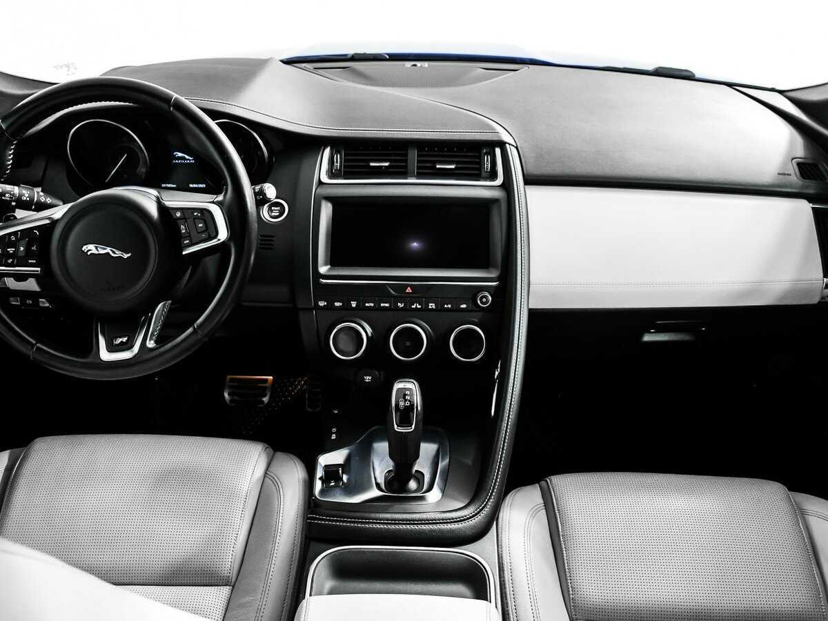 Jaguar E-Pace, 2018 Фото №11