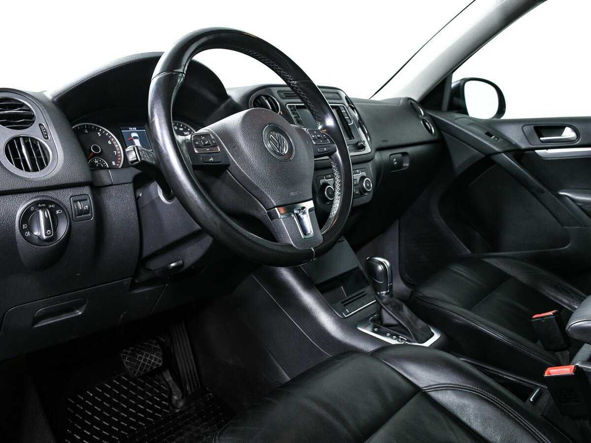Volkswagen Tiguan, 2011 Фото №13