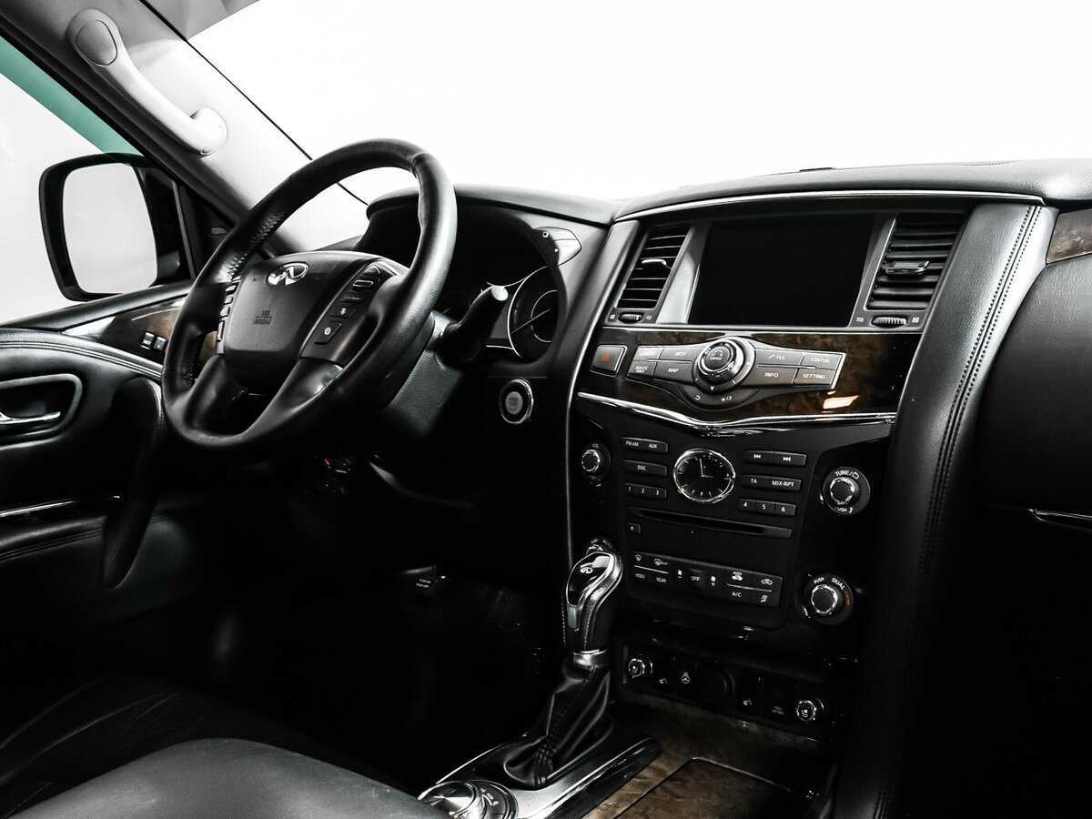 Infiniti QX56, 2011 Фото №9