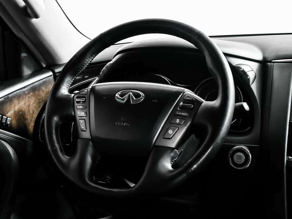 Infiniti QX56, 2011 Фото №12