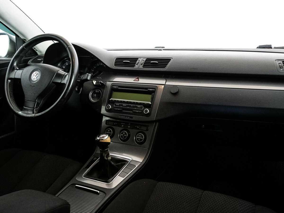 Volkswagen Passat, 2008 - 286 541 км. | Фото №7