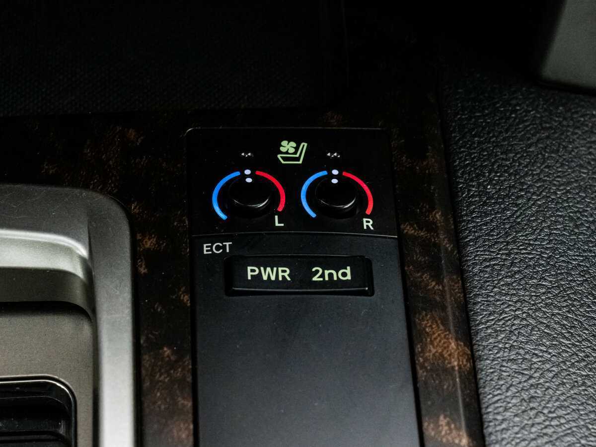 Toyota Land Cruiser, 2012 Фото №24