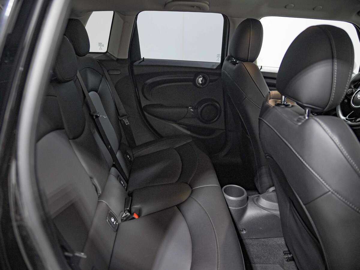 Mini Hatch Cooper, 2018 Фото №15