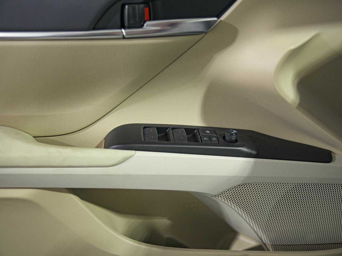 Toyota Camry, 2023 Фото №13