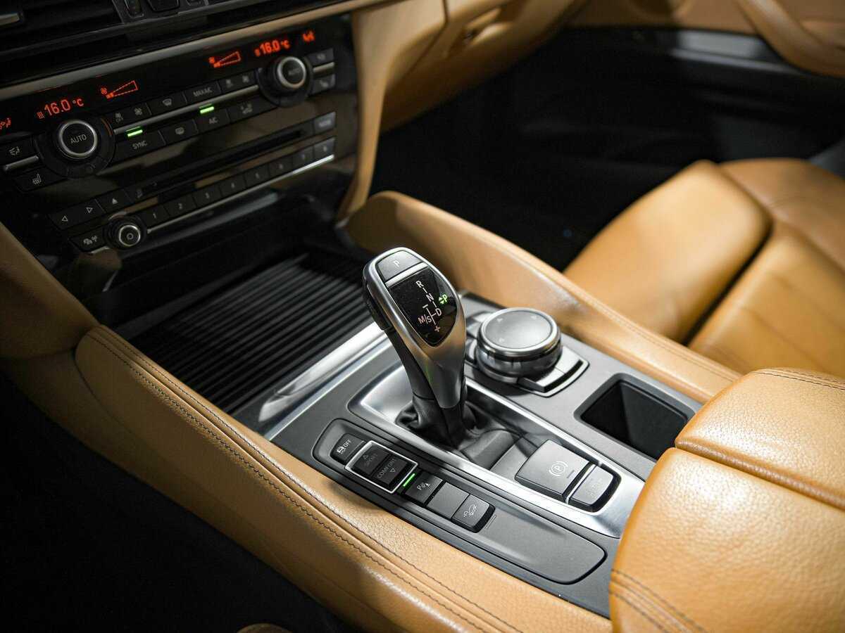 BMW X6 35i, 2016 Фото №13