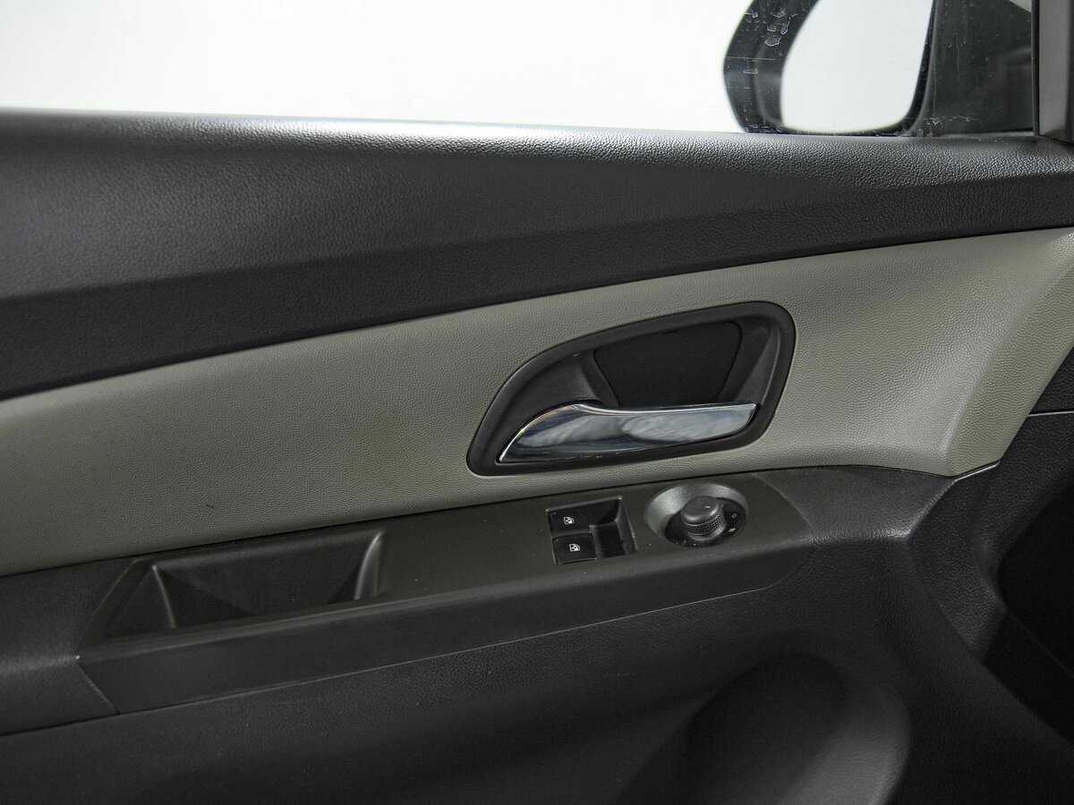 Chevrolet Cruze, 2011 Фото №11