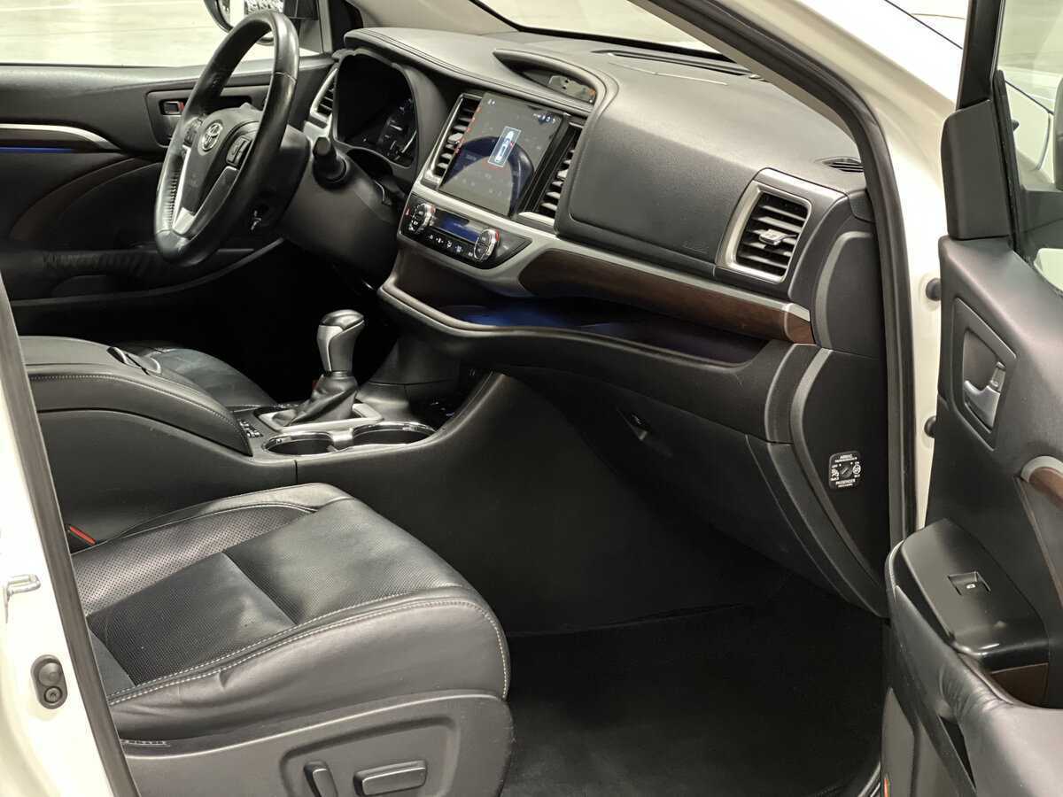 Toyota Highlander, 2014 Фото №11