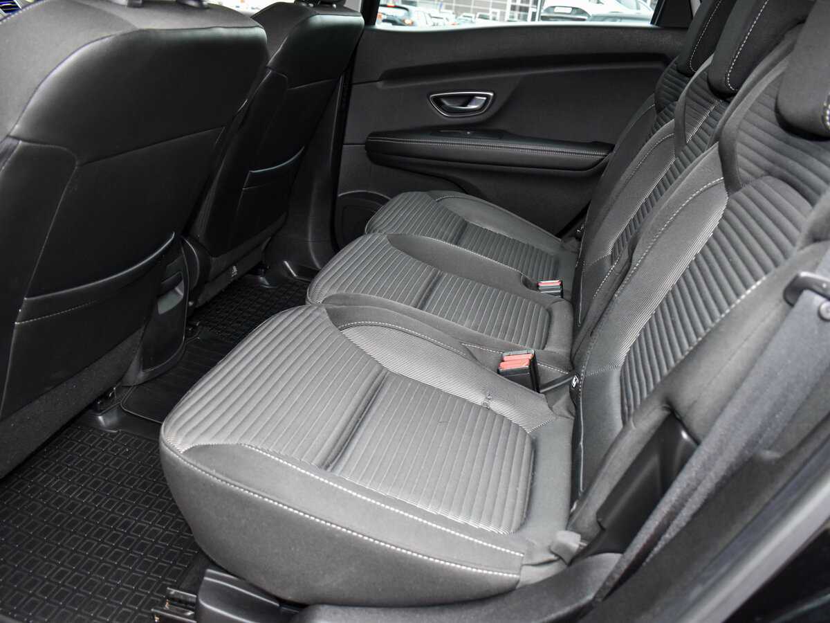 Renault Scenic, 2018 Фото №13