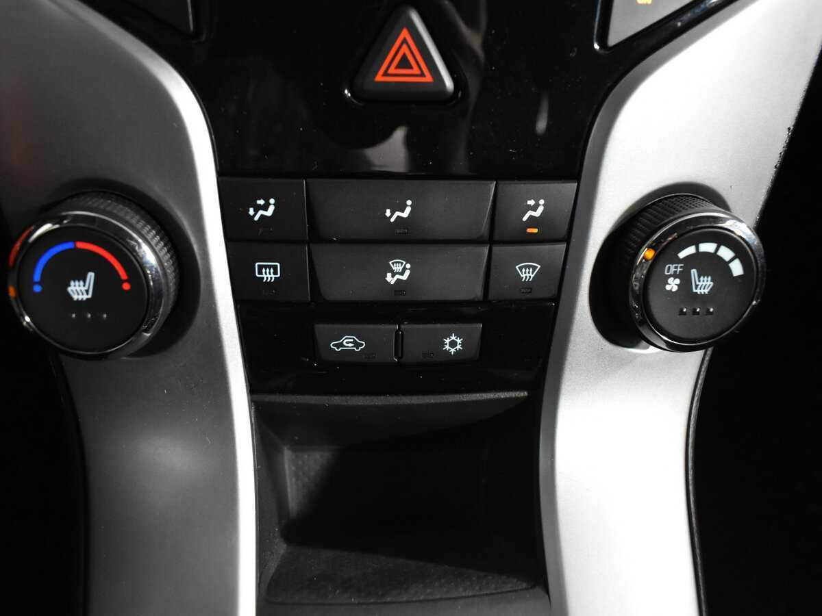 Chevrolet Cruze, 2011 Фото №16