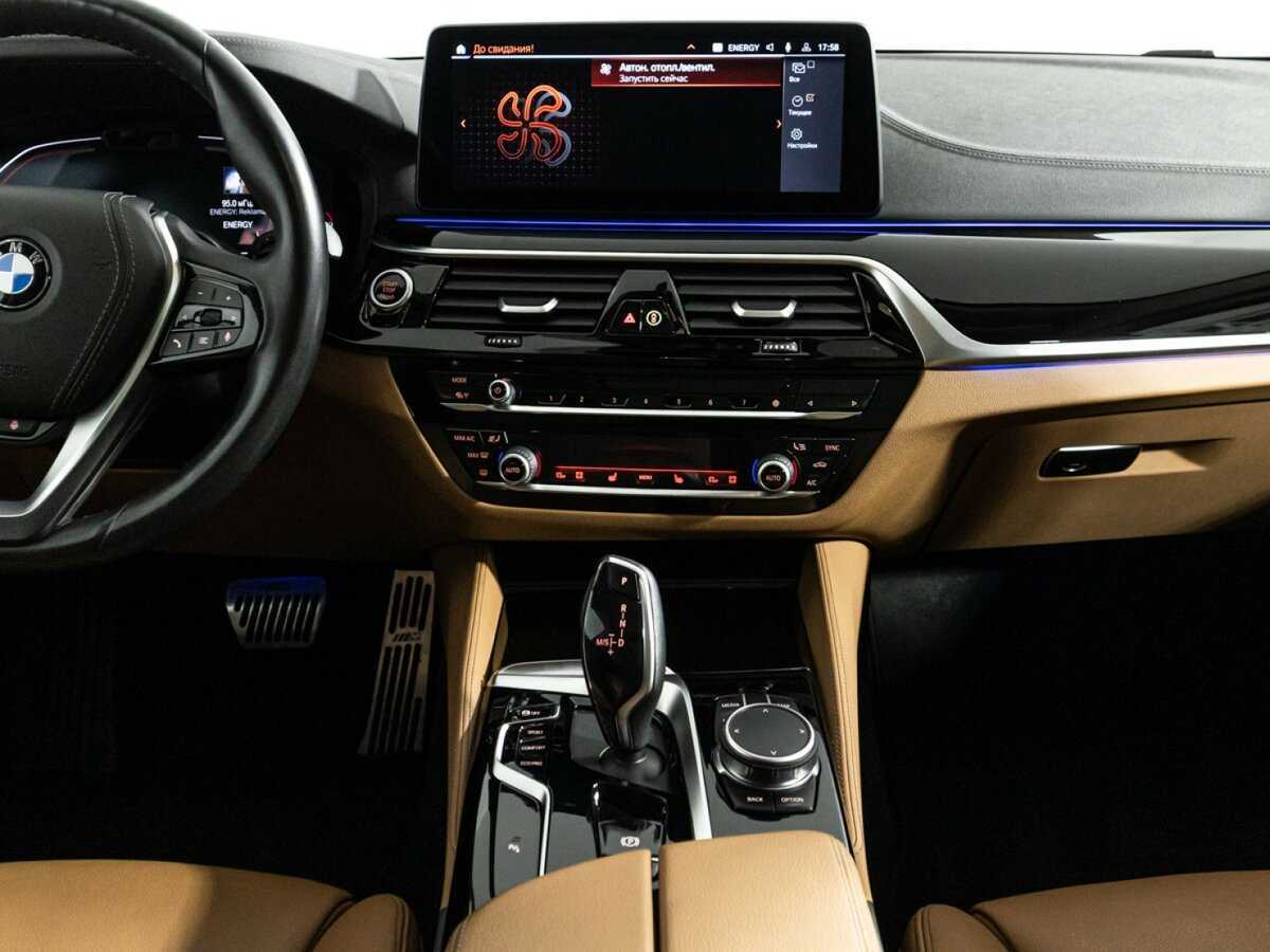 BMW 5 серии 540d xDrive, 2020 Фото №14