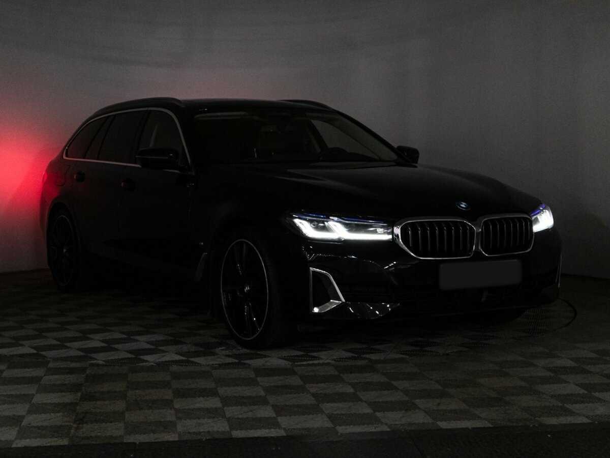 BMW 5 серии 540d xDrive, 2020 Фото №31