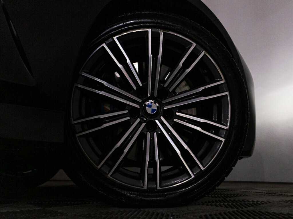BMW 3 серии 330i, 2019 Фото №26